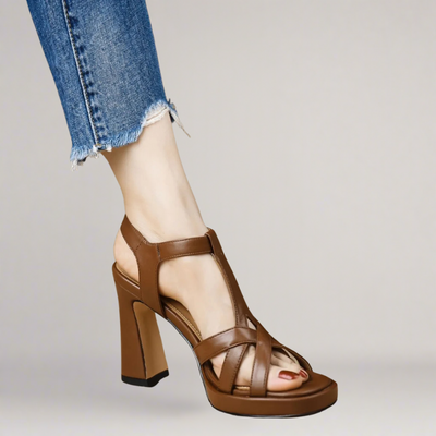 Clara™ | Sandalo in Ecopelle con Tacco Alto