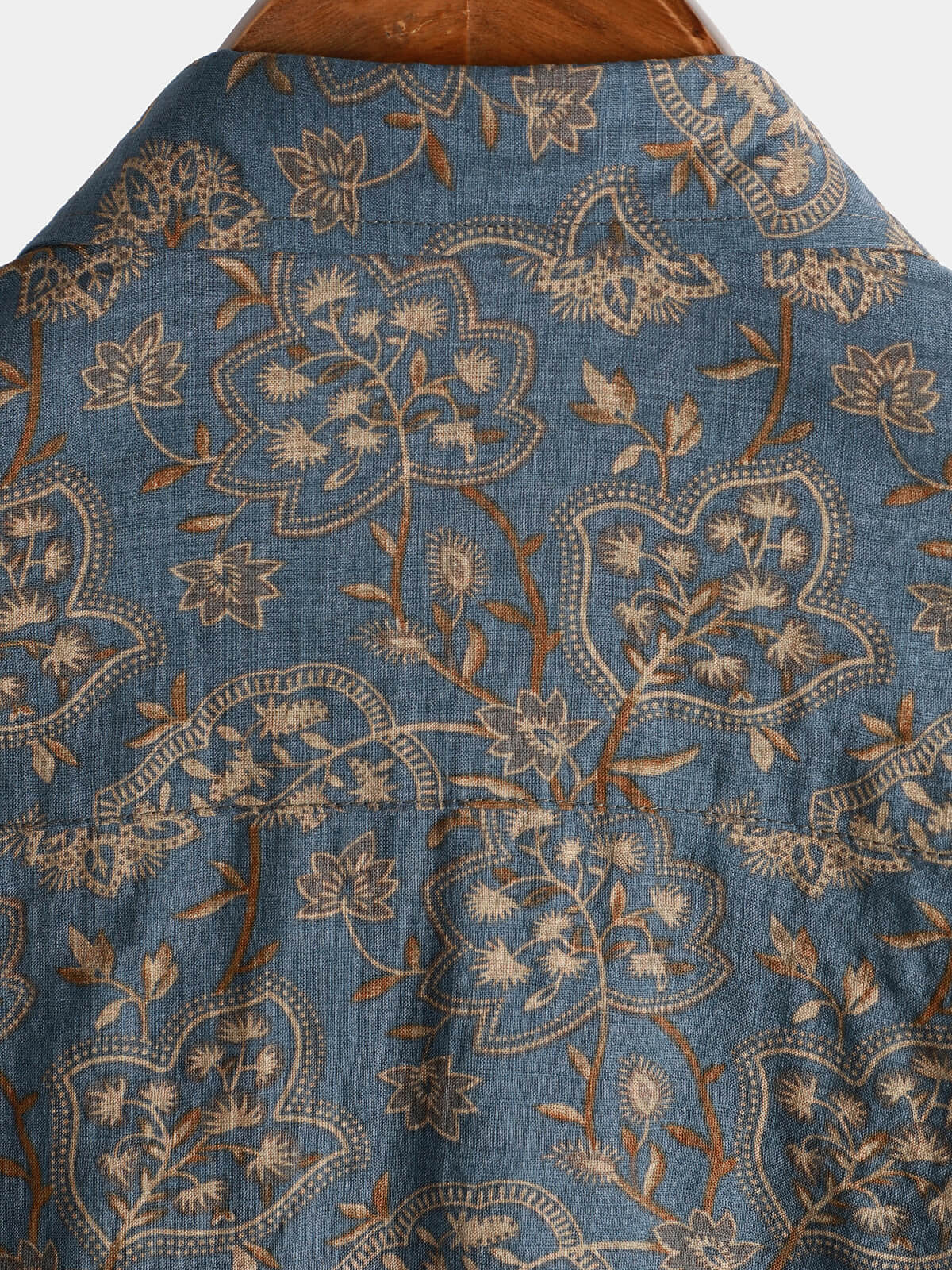 Camicia da uomo in cotone a maniche corte con stampa floreale