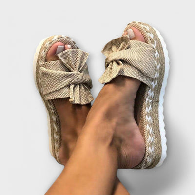 Elisa™ | Sandali Ortopedici con Fiocco
