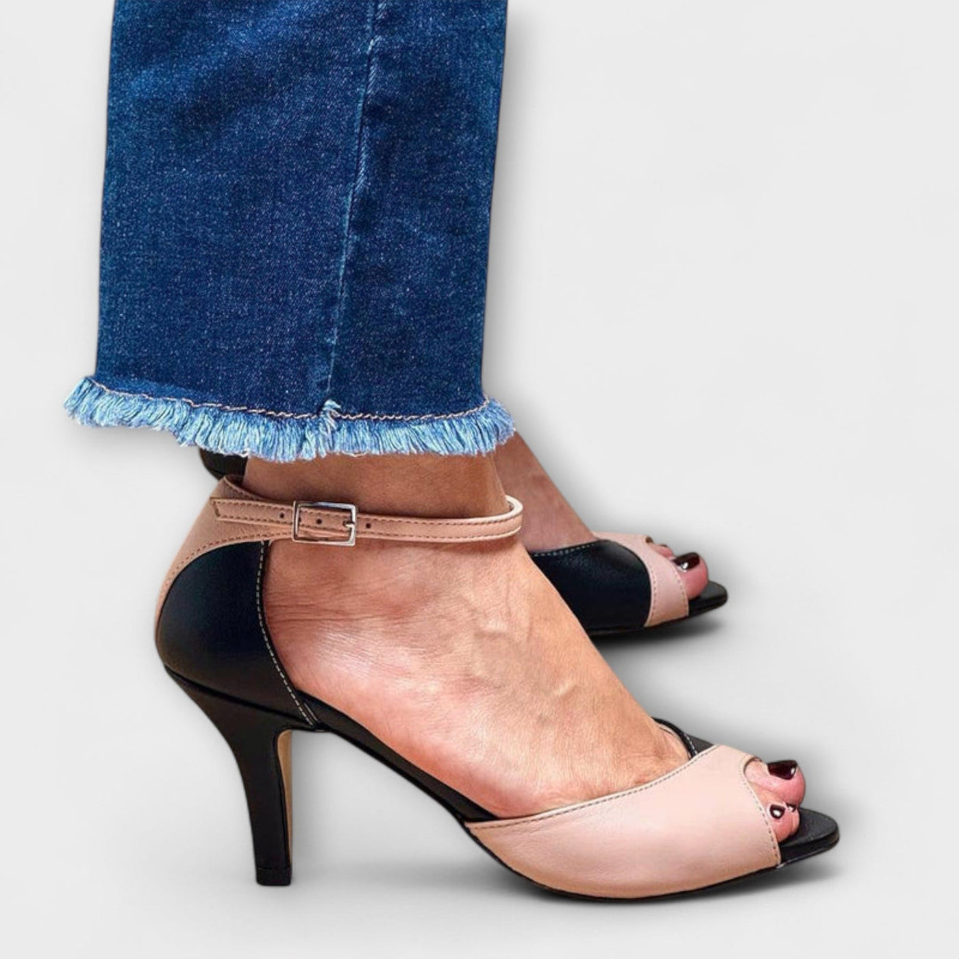 Noirella™ | Décolleté Eleganti con Cinturino