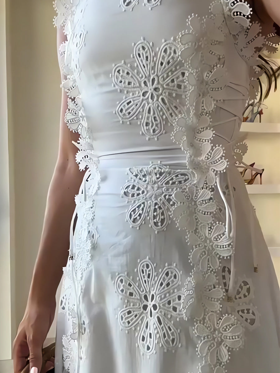 Éliora™ | Abito Maxi in Pizzo con Spalline a Nastro