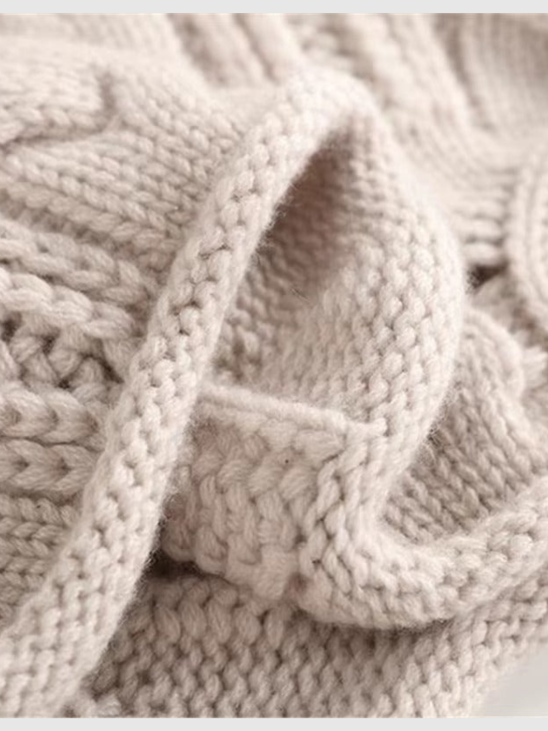 Chiara™ | Pull Torzato Elegante