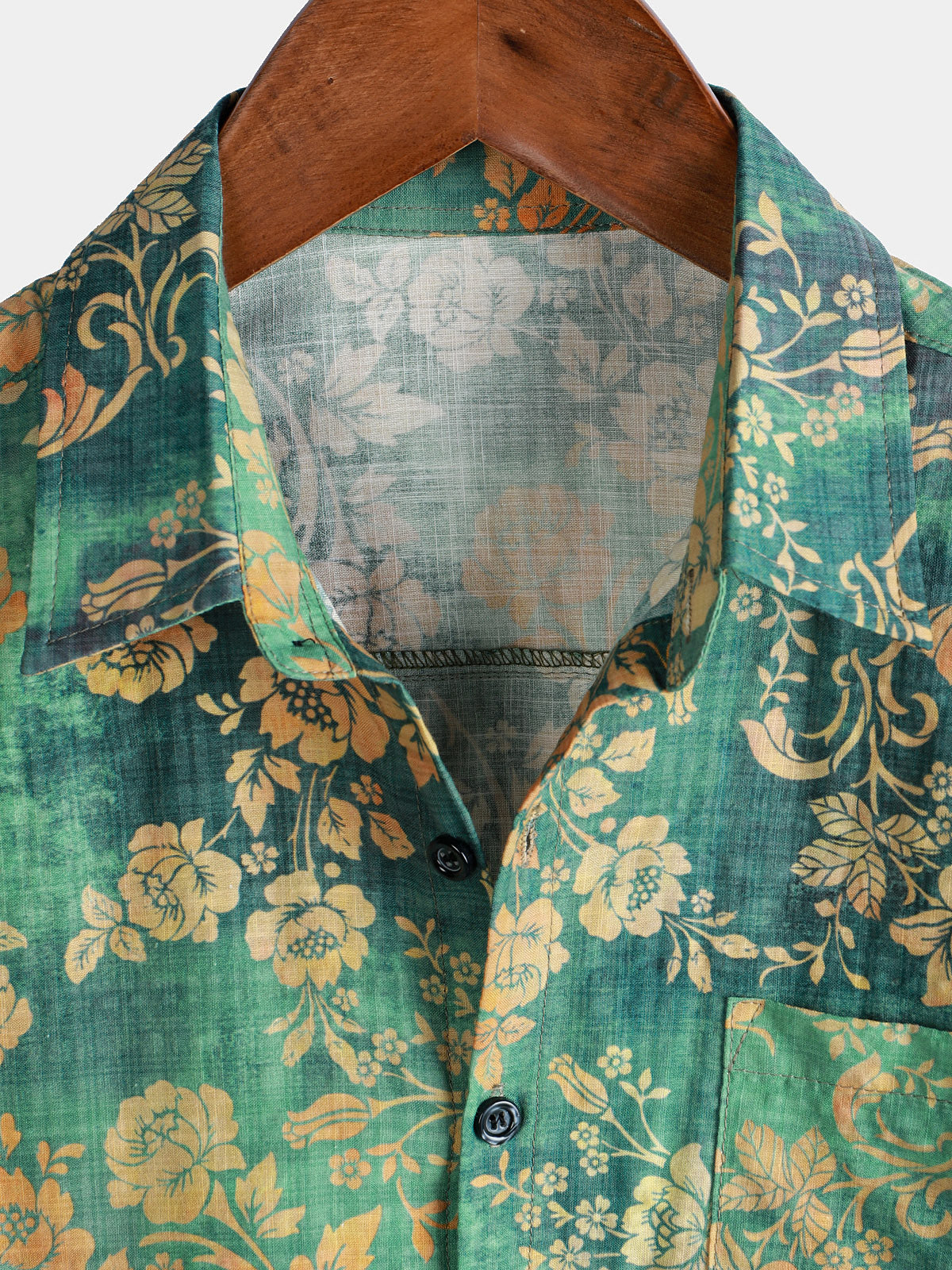 Camicia da uomo a maniche corte in cotone verde con stampa floreale