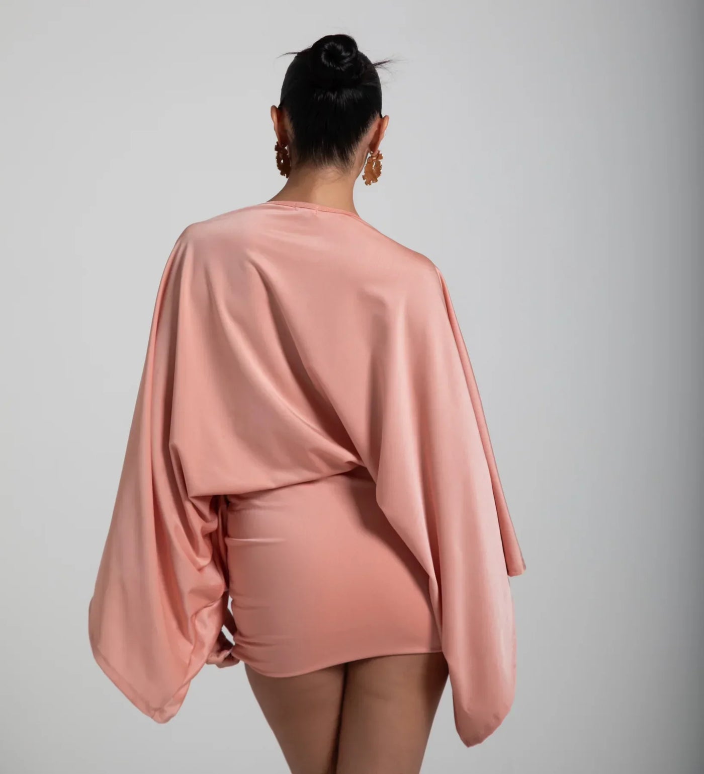 Alessia™ | Abito Mini con Scollo Profondo