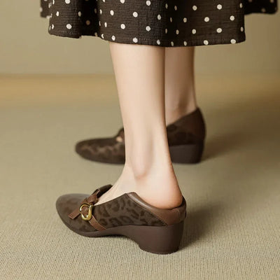 Vivienne™ | Mocassini con Tacco Medio Affusolato