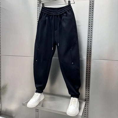 Pantaloni comodi con tasche