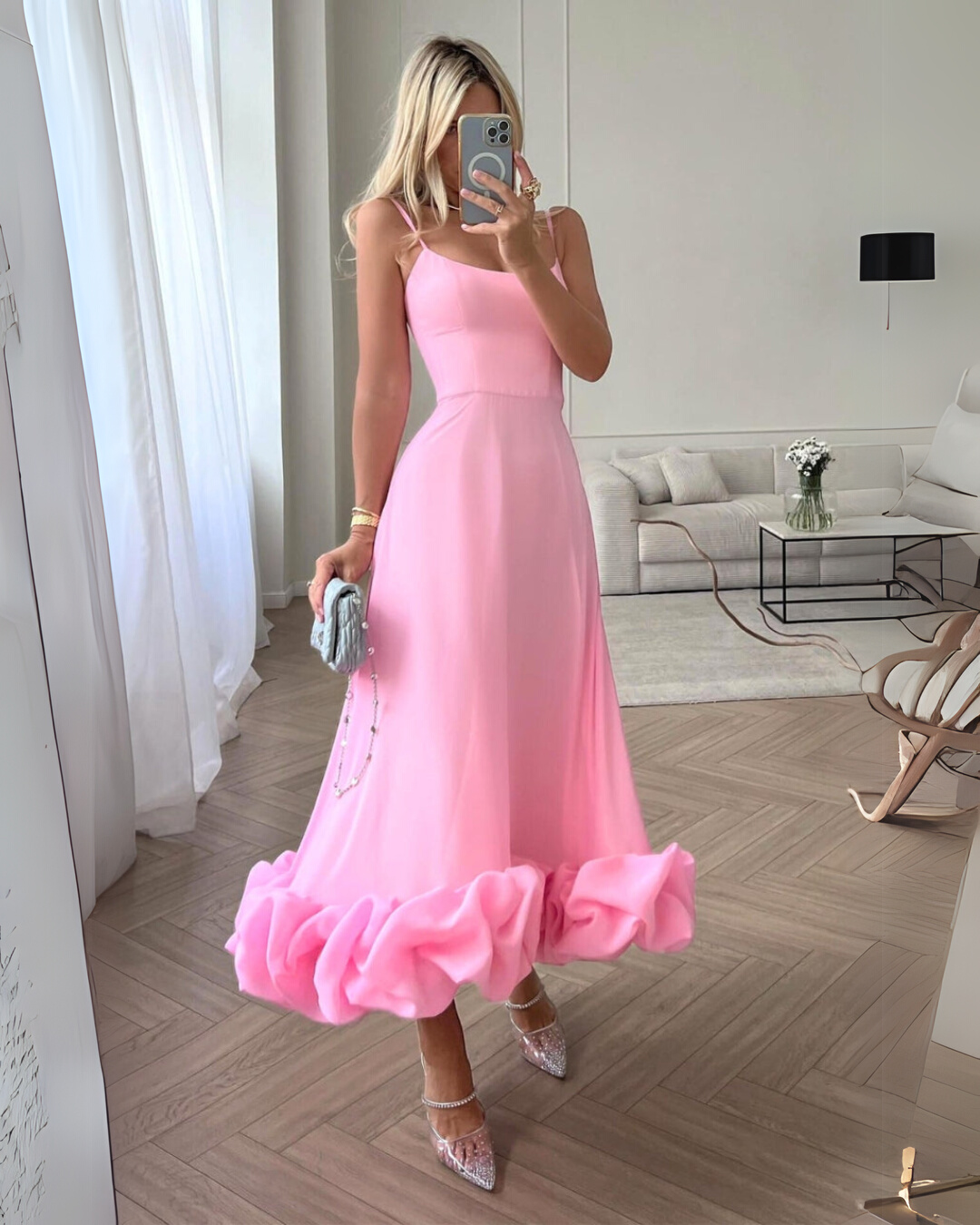 Lara™ | Abito Chic Twirl