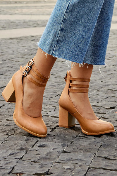 Allegra™ | Sandali con Cinturino e Tacco Spesso